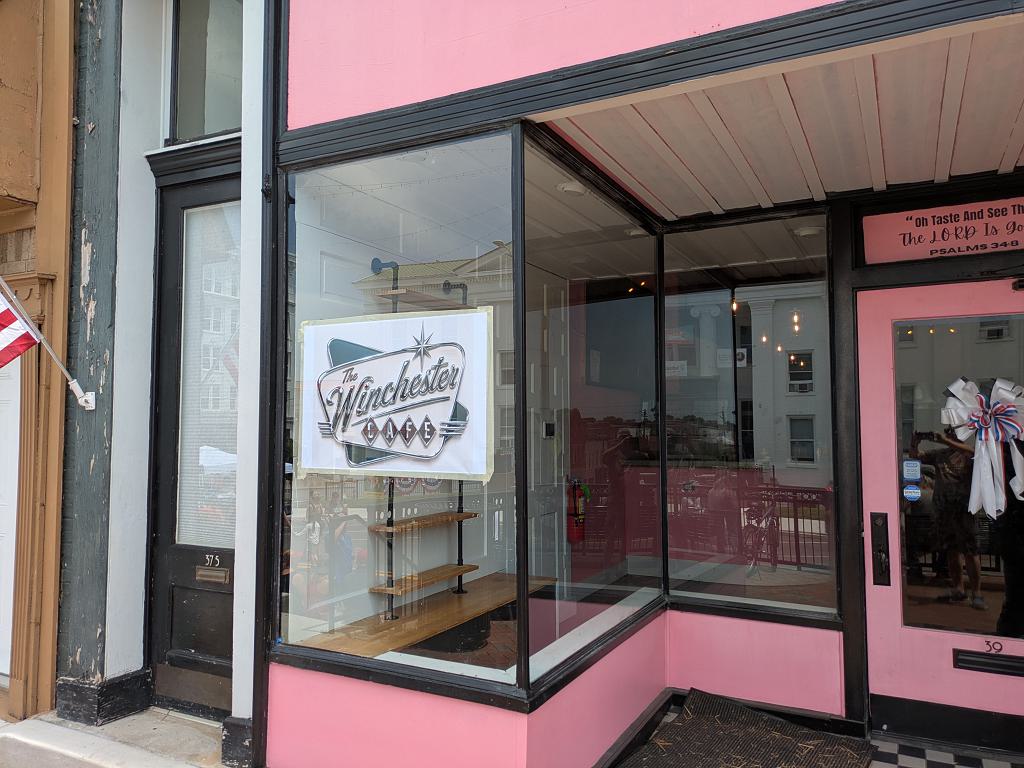 New café will blend tourism, food, and community